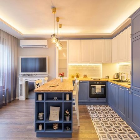 Designer & Cozy 2Bd Flat With A Parking In The City Center By Flat Mаnager Sófia Exterior foto