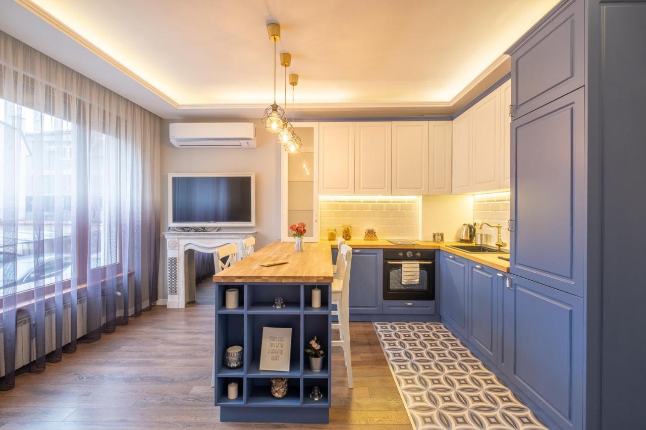 Designer & Cozy 2Bd Flat With A Parking In The City Center By Flat Mаnager Sófia Exterior foto