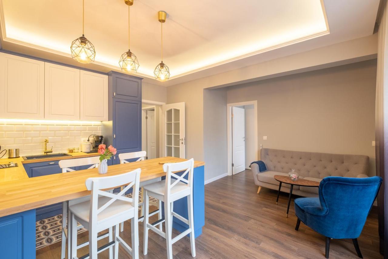 Designer & Cozy 2Bd Flat With A Parking In The City Center By Flat Mаnager Sófia Exterior foto